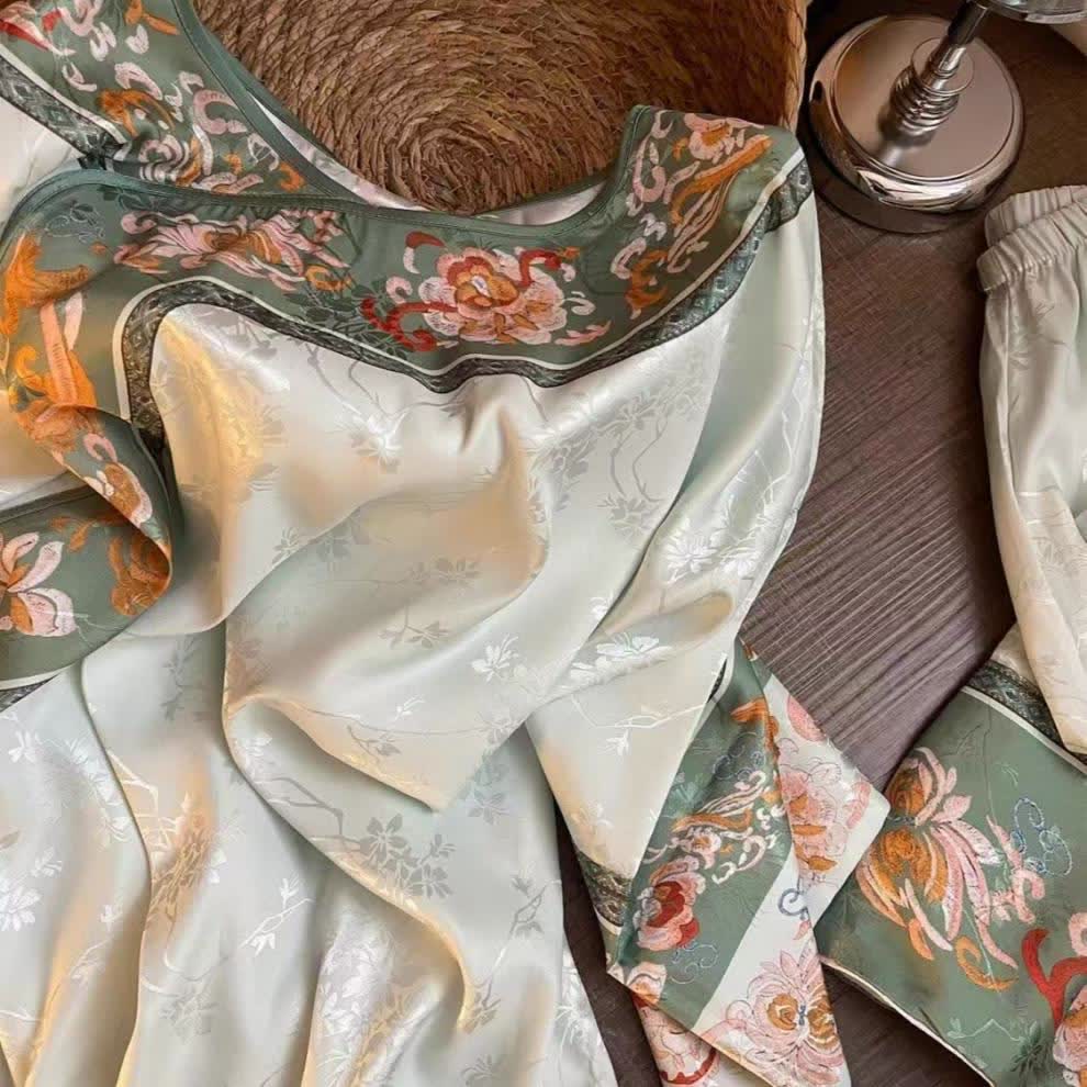 Hellgrünes Vintage-Pyjama-Set mit Blumenmuster - image 5