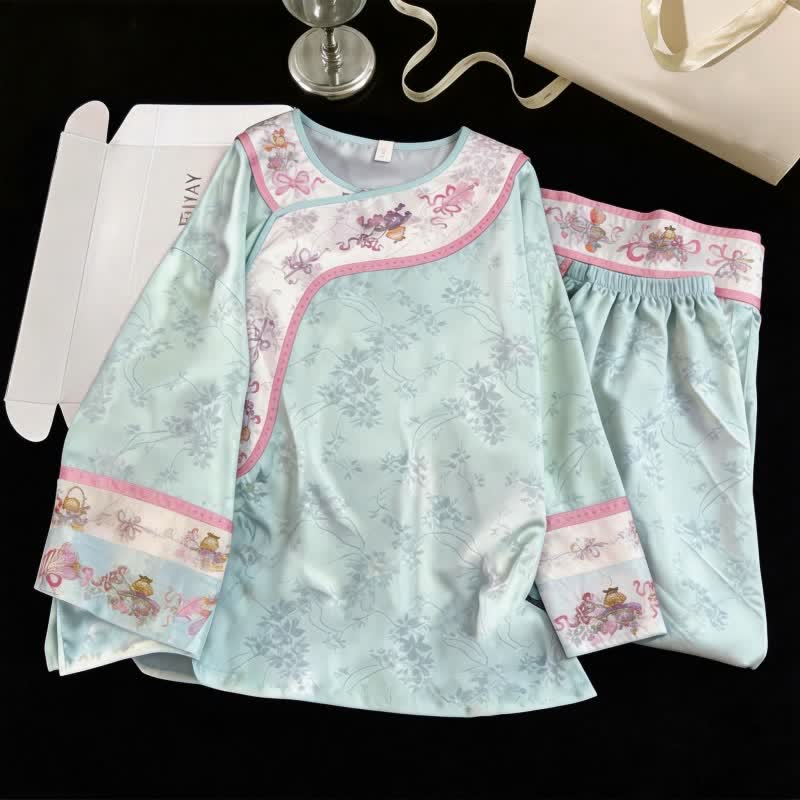 Hellblauer Pyjama im Vintage-Stil mit Blumenmuster - Blau - XL - image 0