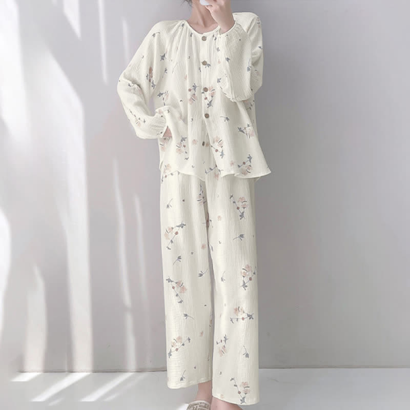 Rustikaler Pyjama aus doppellagigem Baumwollgewebe mit Blumenmuster - image 1
