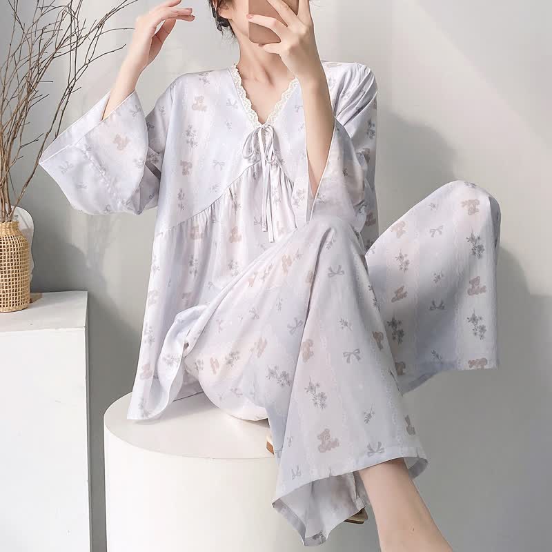 Pyjama-Set mit Blumenmuster und Schleife, V-Ausschnitt und Spitzenbesatz - Grau - XXL - image 0