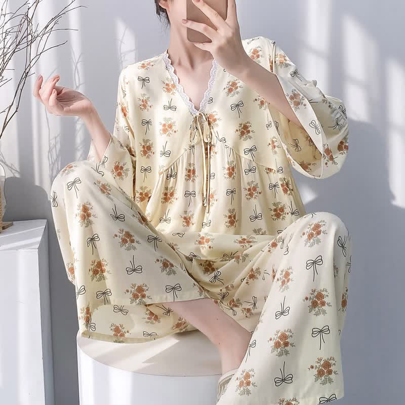 Rustikaler Pyjama mit Blumen- und Schleifenbesatz - Beige - XXL - image 0