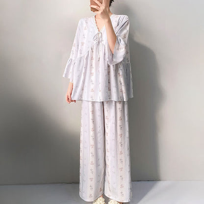 Pyjama-Set mit Blumenmuster und Schleife, V-Ausschnitt und Spitzenbesatz - image 3