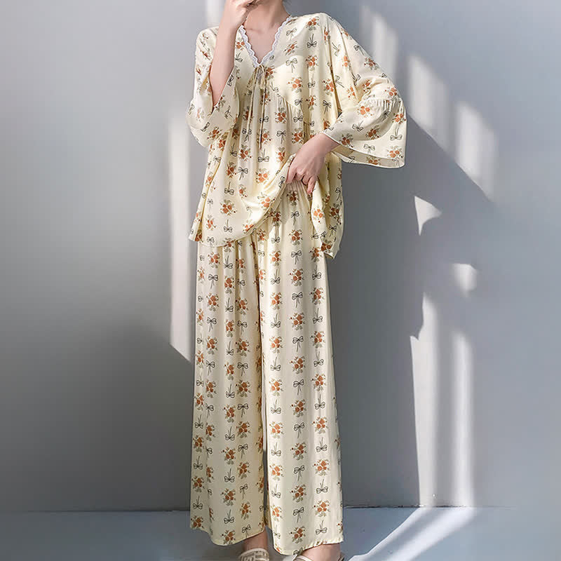 Rustikaler Pyjama mit Blumen- und Schleifenbesatz - image 3