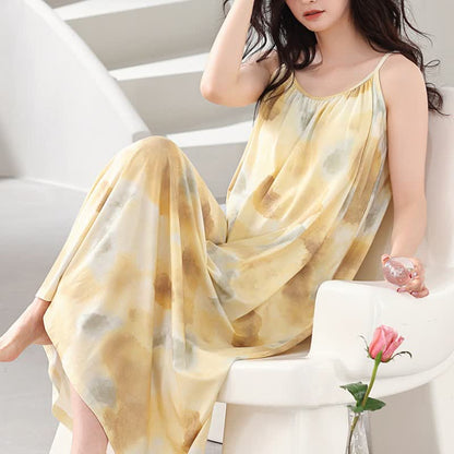 Künstlerisches Camisole-Nachthemd mit Tuschewaschung - image 1