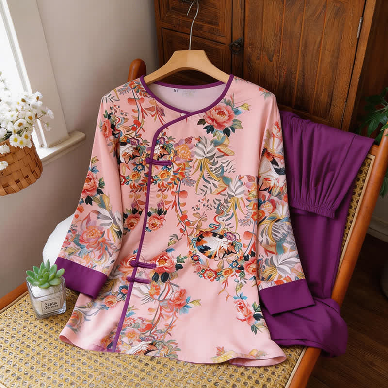 Loungewear-Set mit Blumen- und Katzenmotiven im orientalischen Stil - image 6