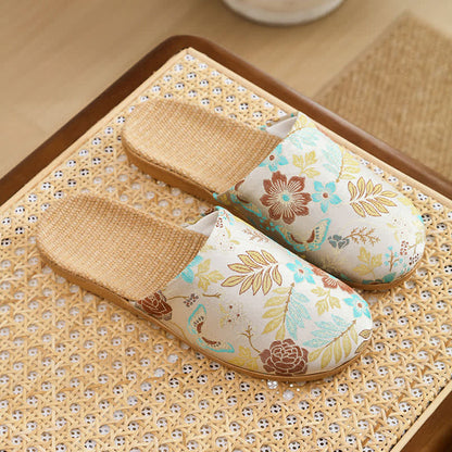 Refresh Floral Closed-Toe Hausschuhe - Braun - L - image 10