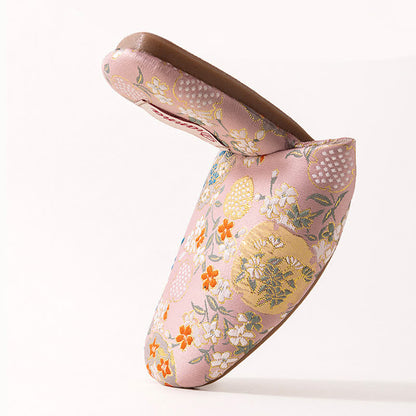 Hausschuhe aus Satin mit Chinoiserie-Stickerei - image 6