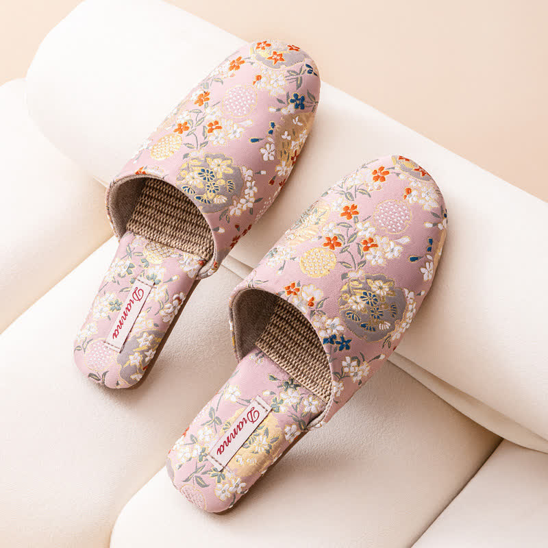 Hausschuhe aus Satin mit Chinoiserie-Stickerei - Rosa - L - image 4