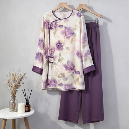 Aquarell-Pyjama-Set in Lila mit Blumenmuster im orientalischen Stil - image 5