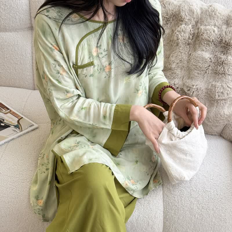 Pyjama-Set mit frischem Blumenmuster im orientalischen Stil - image 1