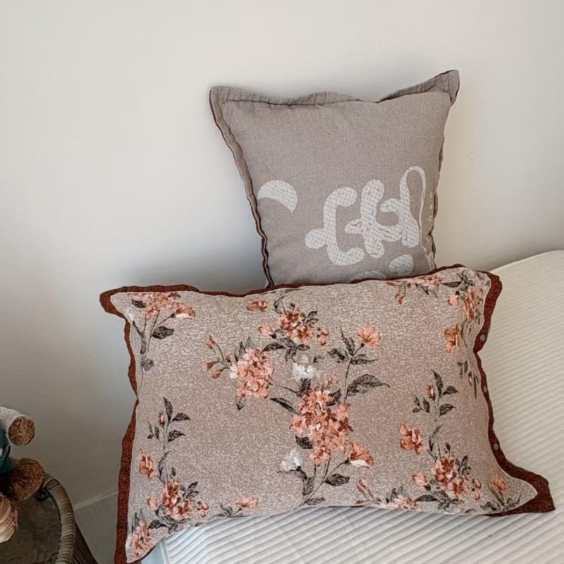 Romantische Kissenbezüge mit Blumenmuster aus reiner Baumwolle (2 Stück) - Rosa & Braun - 80 cm x 54 cm - image 0