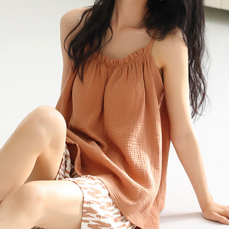 Pyjama-Set mit Camisole und abstrakt gestreiften Shorts - image 5