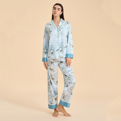 Elegantes Pyjama-Set mit Blumen- und Vogelmuster - image 3