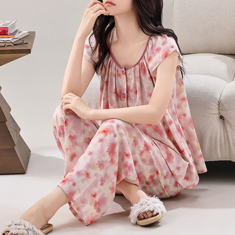 Loungewear-Set in Rosa mit Blumenmuster und Knopfleiste - image 1