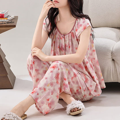 Loungewear-Set in Rosa mit Blumenmuster und Knopfleiste - image 1