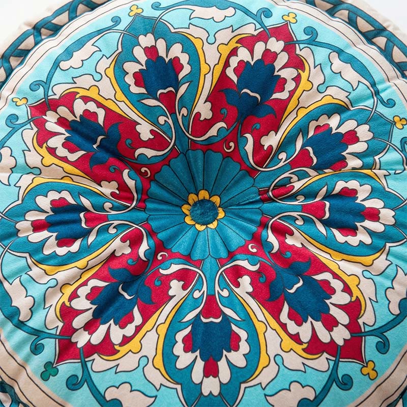 Mandala-Kissen im Bohemian-Stil mit Schneelotus-Motiv - image 1