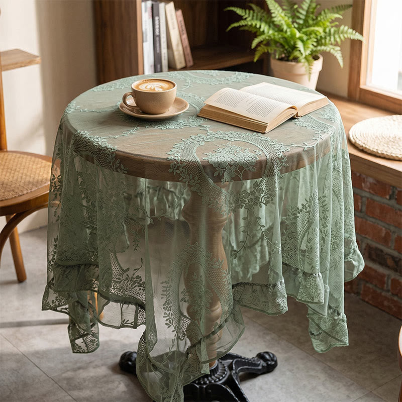 Romantische Tischdecke mit floraler Spitze und Rüschenrand - image 4