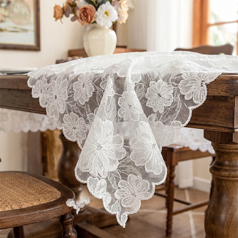 Tischdecke aus Kamelien-Spitze und Jacquard - image 2