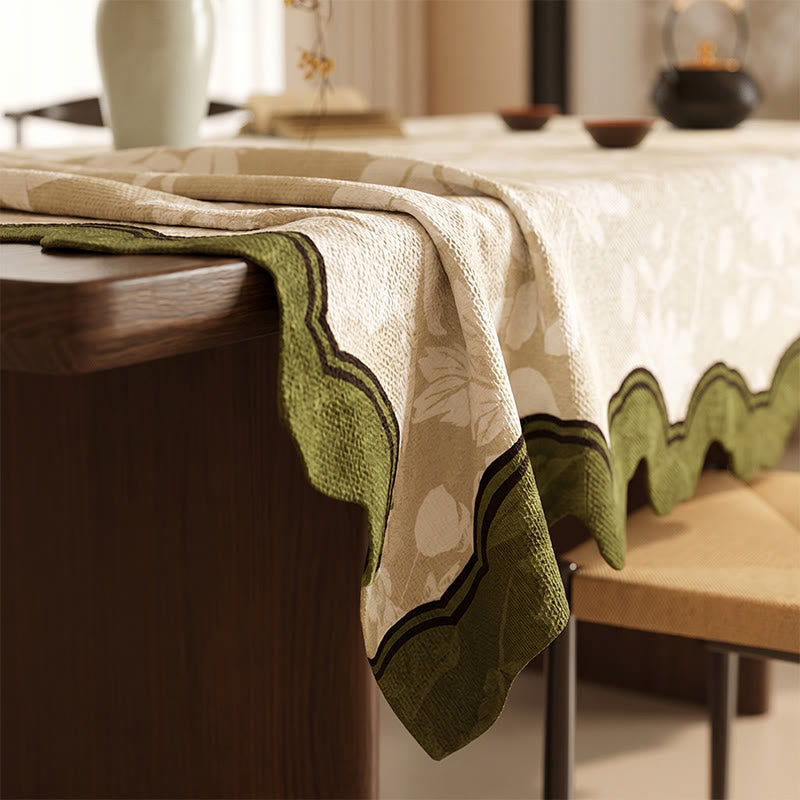Elegante Tischdecke aus Baumwoll-Leinen-Mischgewebe mit floralem Zweigmuster - image 3