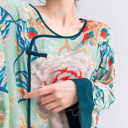 Loungewear-Set im Retro-Blumen-Stil mit orientalischem Flair - image 7