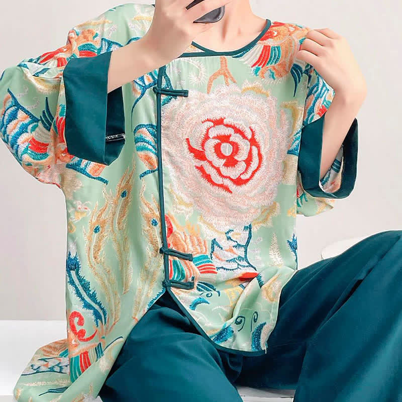 Loungewear-Set im Retro-Blumen-Stil mit orientalischem Flair - image 8
