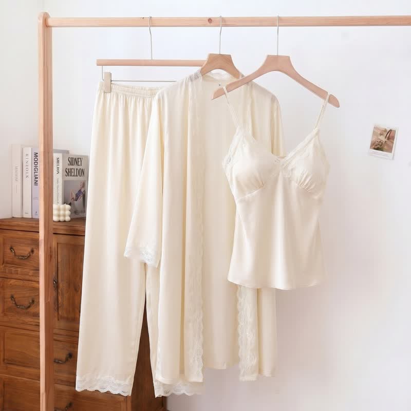 Elegantes Loungewear-Set mit seidigem Spitzenbesatz (3-teilig) - Beige - XL - image 6