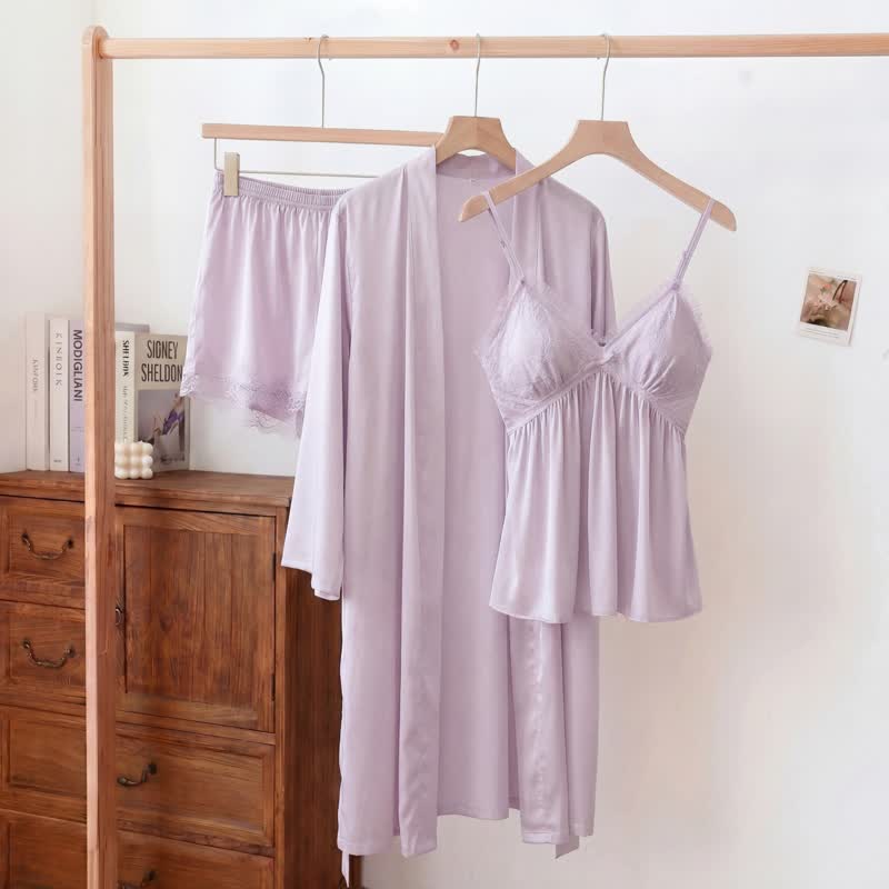 Elegantes Loungewear-Set mit Spitzenbesatz - Lila - Camisole, Shorts und Bademantel - XXL - image 16