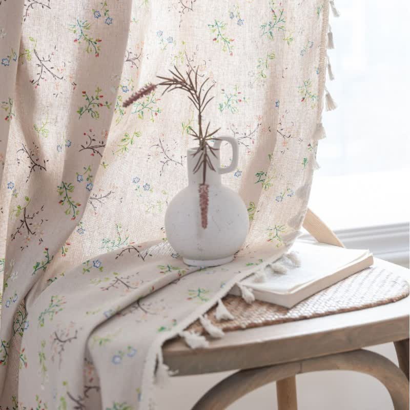 Eleganter Vorhang mit Zweig- und Blumenmuster und Quaste - image 2
