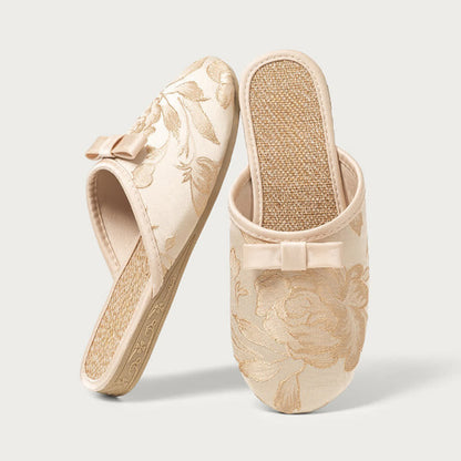 Bestickte Leinenpantoffeln mit geschlossener Spitze - Beige - XL - image 9