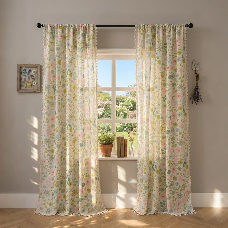 Vorhang mit Gänseblümchen- und Blättermuster und Quasten - 132cm x 241cm - image 0