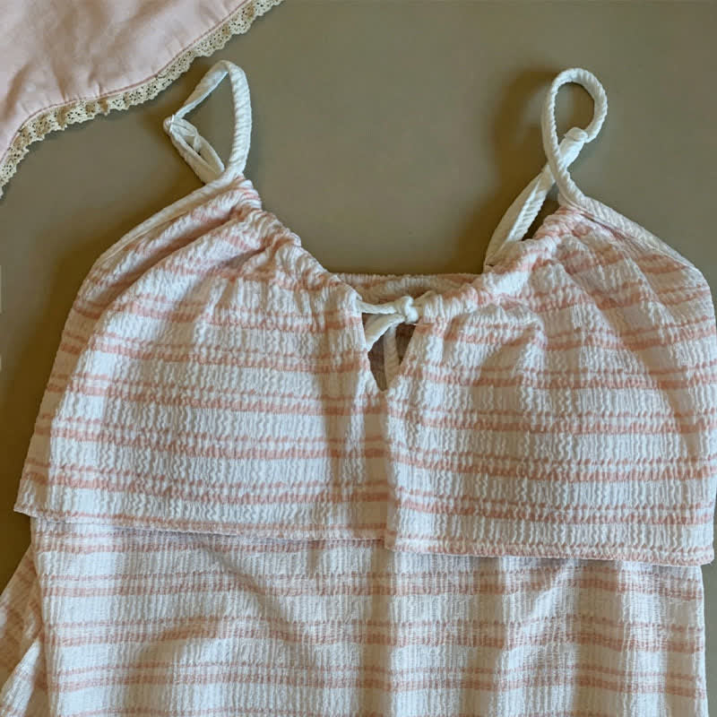 Pyjama-Set mit Schleife vorne, gestreiftem Trägertop und Shorts - image 5
