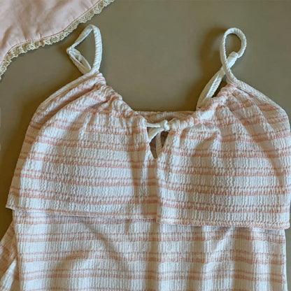 Pyjama-Set mit Schleife vorne, gestreiftem Trägertop und Shorts - image 5
