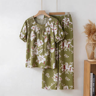 Loungewear-Set aus Baumwolle mit olivgrünem Blumenmuster - Olivgrün - 3XL - image 0