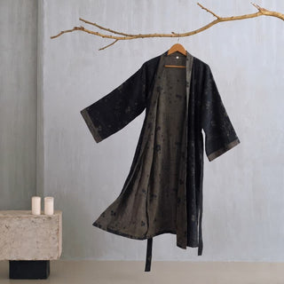 Kimono-Bademantel aus Bio-Baumwolle mit Gartenblumenmuster - Marineblau - 2XL - image 0