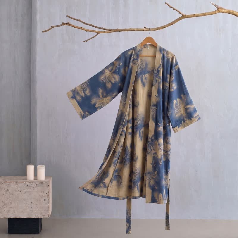 Kimono-Bademantel aus Bio-Baumwolle mit Aquarellblumenmuster - Blau - 2XL - image 7