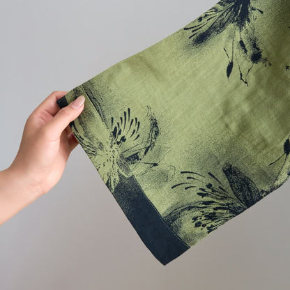 Kimono-Bademantel aus Bio-Baumwolle mit Aquarellblumenmuster - image 23