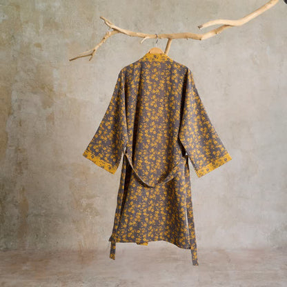 Gelber Kimono-Bademantel aus Baumwollgaze mit Blumenmuster - image 1