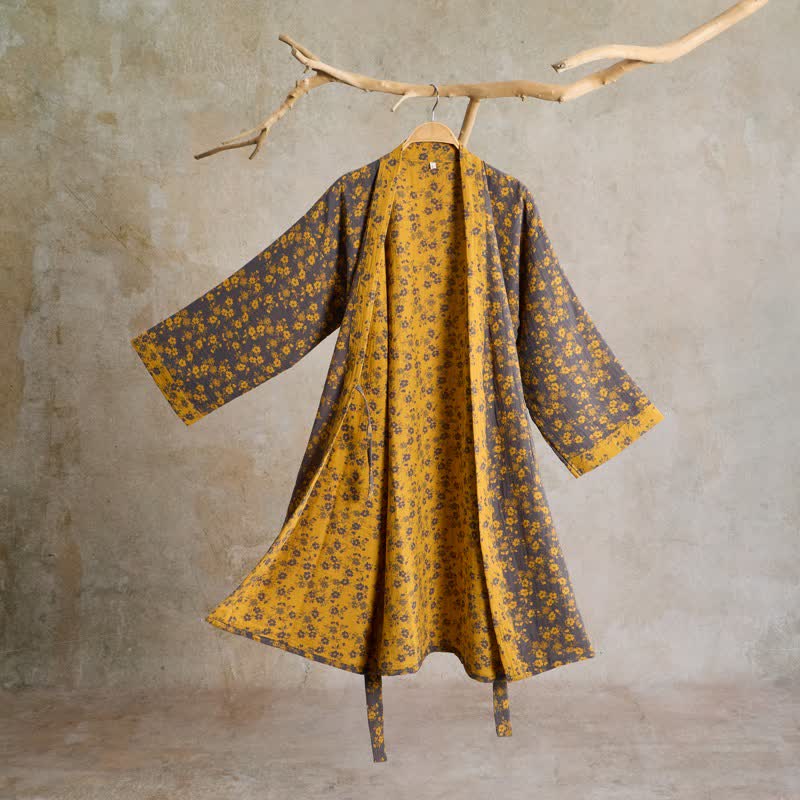 Gelber Kimono-Bademantel aus Baumwollgaze mit Blumenmuster - image 2