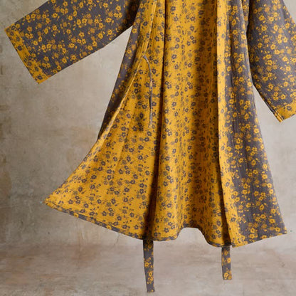 Gelber Kimono-Bademantel aus Baumwollgaze mit Blumenmuster - image 4