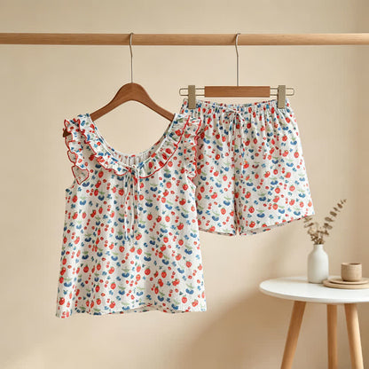 Damenpyjama aus Baumwollgaze mit Rüschen und Früchtemotiven - image 1