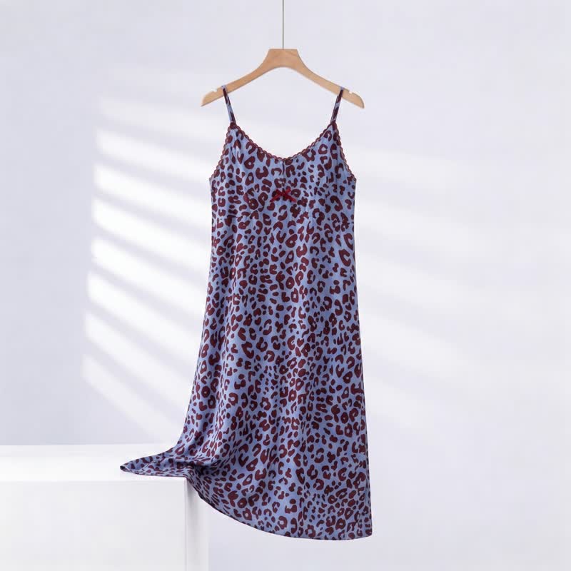 Nachthemd mit Leopardenmuster und Spitzenbesatz - Blau - XXXL - image 3