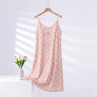 Nachthemd mit Leopardenmuster und Spitzenbesatz - Rosa - XXXL - image 0