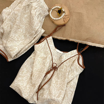 Beige Lounge-Set mit Schleifendetails - image 4