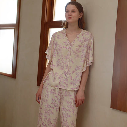 Loungewear-Set mit Lavendel-Blumenmuster und Rüschenärmeln - image 3