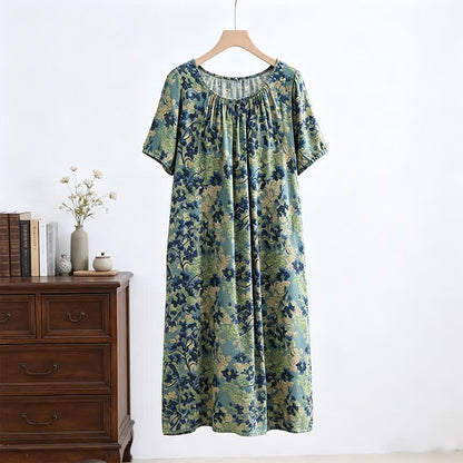 Grünes Lounge-Kleid mit Blumenmuster und gerafftem Kragen - image 1