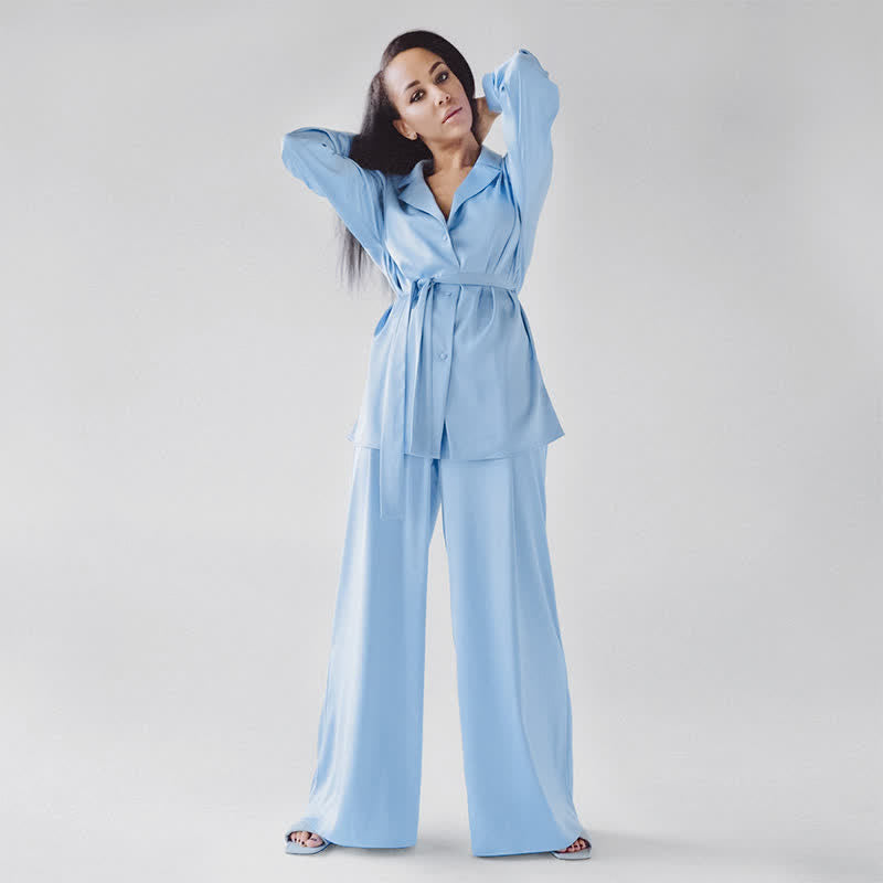 Einfarbiges Loungewear-Set für Damen mit Gürtel - image 1
