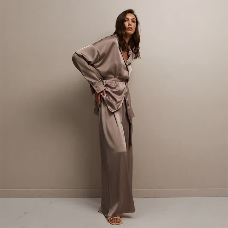 Einfarbiges Loungewear-Set für Damen mit Gürtel - image 12