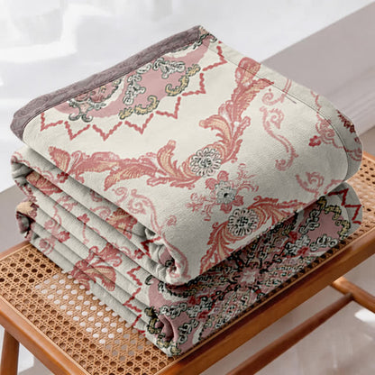 Vintage-Steppdecke aus Baumwollgaze mit aufwendig verziertem Blumenmuster - image 3