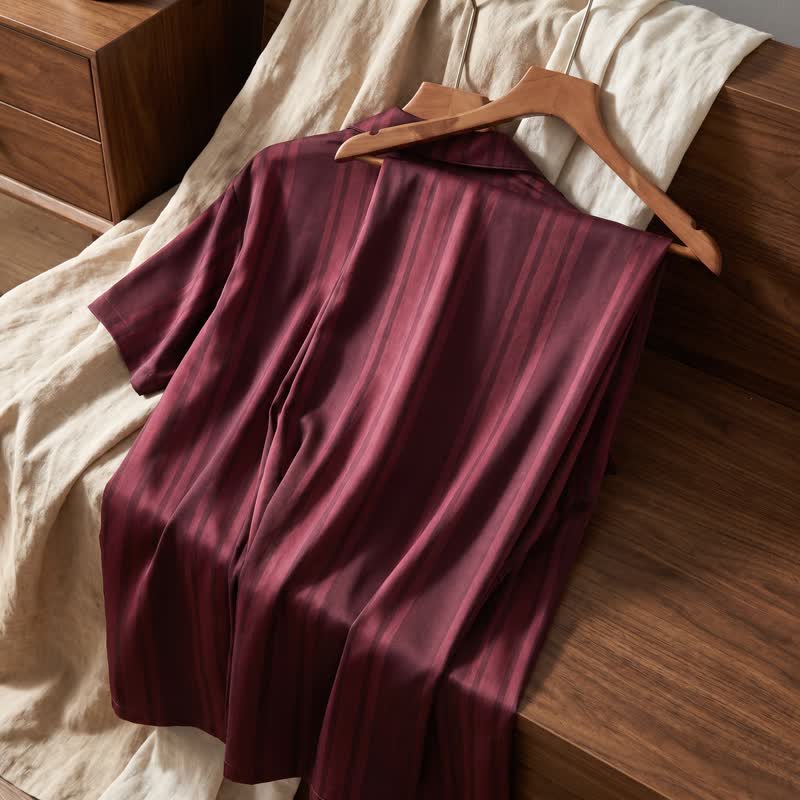 Loungewear-Set aus Baumwolle mit burgunderfarbenen vertikalen Streifen - image 6