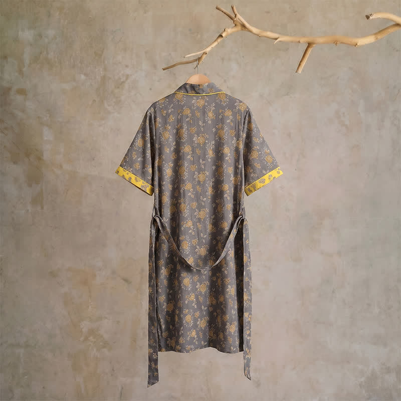 Taupe-gelber Kimono-Bademantel mit Vintage-Blumenmuster - image 2